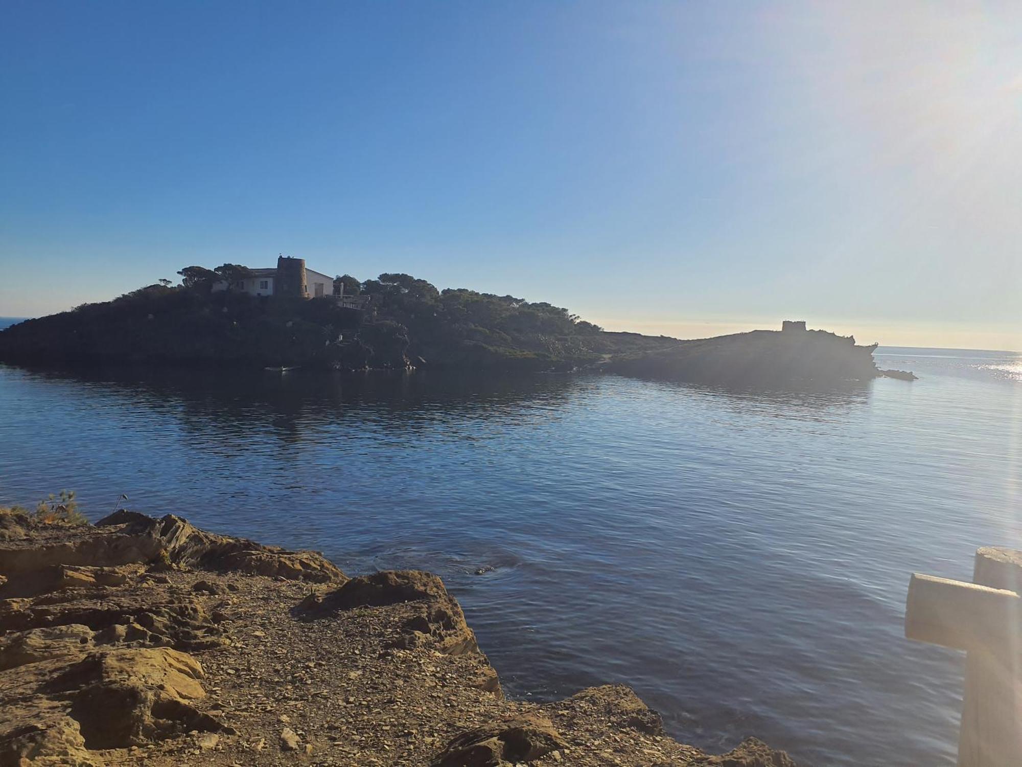 Isla Privada En Cadaques De Ensueno Con 11 Habitaciones Dobles Con Bano Privado Y Piscina Eksteriør bilde