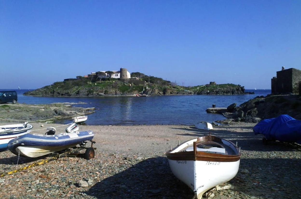 Isla Privada En Cadaques De Ensueno Con 11 Habitaciones Dobles Con Bano Privado Y Piscina Eksteriør bilde